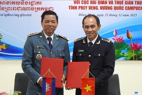 Chi cục Hải quan khu vực XX tăng cường hợp tác với tỉnh Prey Veng (Campuchia)