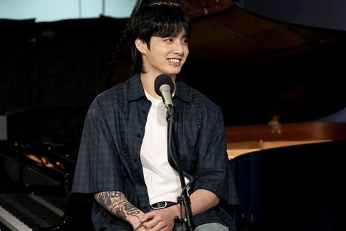Jungkook day dứt