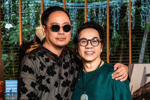 Nam NSƯT cả nước biết mặt từng gặp biến cố sức khỏe nay hiếm hoi dự ngày vui của Võ Việt Chung, thần sắc thế nào?
