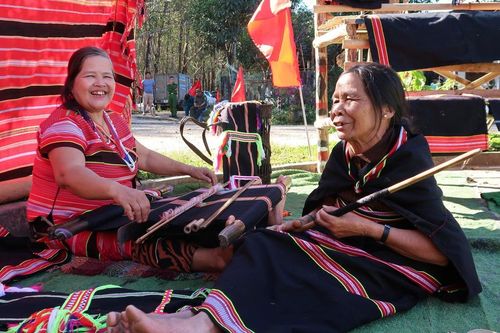 'Báu vật sống' của người Giẻ Triêng giữa đại ngàn Tây Nguyên