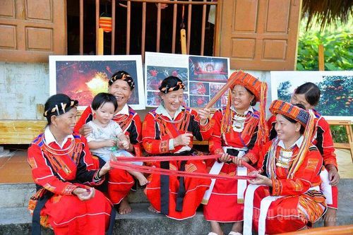 Giữ gìn bản sắc văn hóa Pà Thẻn
