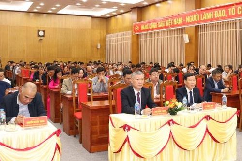 Tháo gỡ vướng mắc về quy hoạch, tạo quỹ đất sạch, thu hút các nhà đầu tư chiến lược