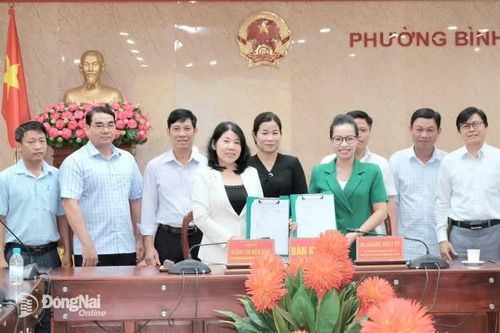 Liên hiệp các hội Khoa học và Kỹ thuật tỉnh và UBND phường Bình Phước ký kết chương trình phối hợp