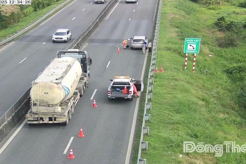 Chóp nón cam trên cao tốc: Giải pháp đơn giản góp phần giảm tai nạn thứ cấp