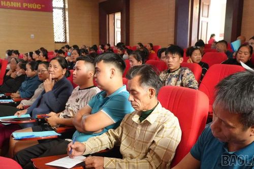 Xã Bảo Thắng: Tập huấn kiến thức an toàn thực phẩm cho gần 200 cơ sở kinh doanh
