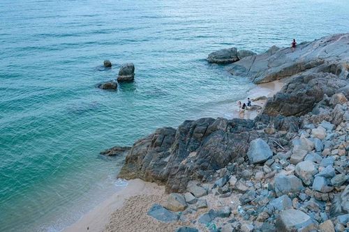 Bãi Chuối: Thiên đường hoang sơ ẩn mình ven cung đường biển