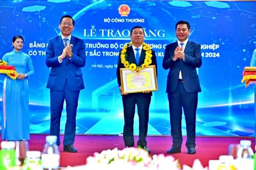 Tổng công ty May 10 được Bộ Công Thương vinh danh doanh nghiệp xuất khẩu xuất sắc