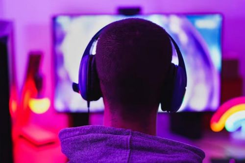 Khoa học nói gì về tác động của chơi game tới trí não?
