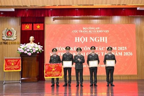 Hoàn thành tốt nhiệm vụ trang bị và kho vận, phục vụ hiệu quả công tác, chiến đấu