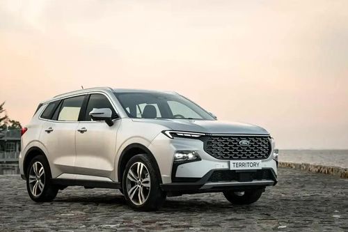 Hơn 270.000 xe Ford bị triệu hồi do nguy cơ tự lăn bánh