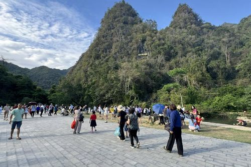Du lịch số - khi công nghệ thay đổi cách du khách khám phá, trải nghiệm