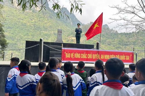 Nhiều hoạt động chào mừng Kỷ niệm 81 năm Ngày thành lập Quân đội nhân dân Việt Nam (22/12/1944 - 22/12/2025)