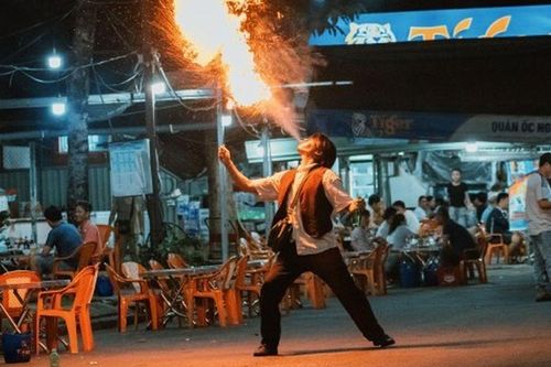 Kiều Minh Tuấn trở lại đường đua điện ảnh, lột xác ngoạn mục với hình ảnh nghệ sĩ xiếc mạo hiểm
