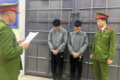 Hai đối tượng lừa bán điện thoại giá rẻ qua Facebook để chiếm đoạt tiền cọc sa lưới