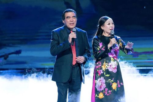 Cặp song ca huyền thoại Trung Đức - Thu Hiền hội ngộ trong Tết Vạn lộc 2026