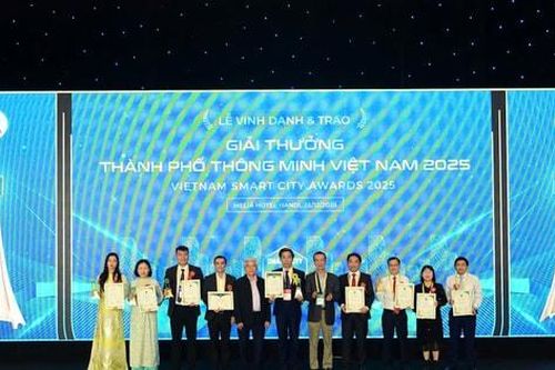 Hà Nội được trao Giải thành phố thông minh với lĩnh vực 'dịch vụ công'