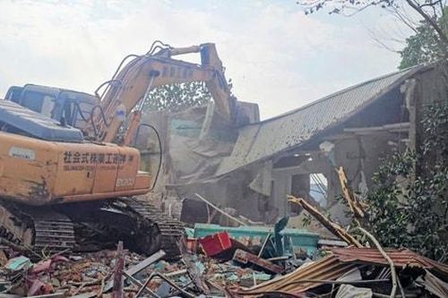Xã Tây Phương cưỡng chế thu hồi đất dự án Cụm công nghiệp làng nghề Hữu Bằng
