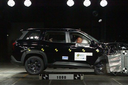 Xe nào bán ở Việt Nam đang đạt chứng nhận 5 sao an toàn?