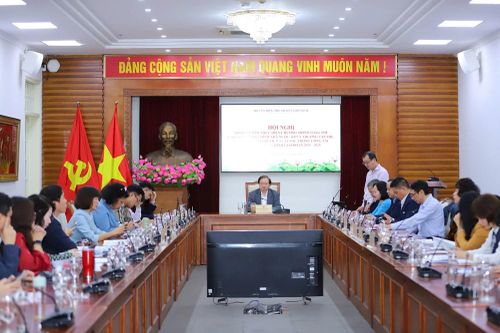 Tiếp tục hoàn thiện thể chế, nâng cao chất lượng xây dựng và ban hành văn bản quy phạm pháp luật