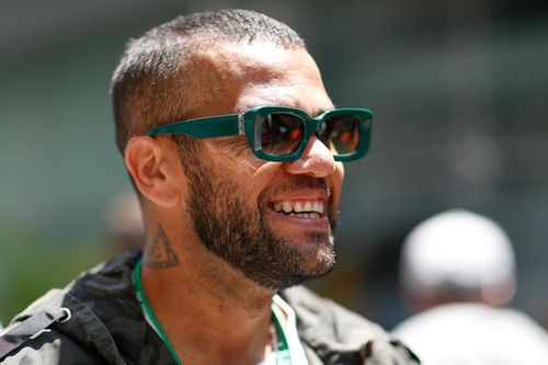 Dani Alves sắp trở thành ông chủ câu lạc bộ tại châu Âu