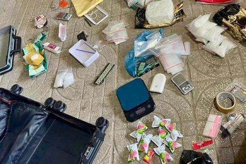 Lâm Đồng: Nguyên Bí thư xã phát hiện vali chứa ma túy trong nhà