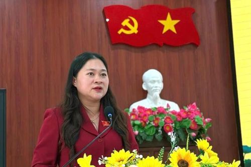 Cử tri sốt ruột vì nhà ở xã hội bỏ trống, công nhân phải đi thuê trọ