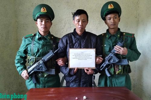 Bắt giữ đối tượng tàng trữ trái phép chất ma túy