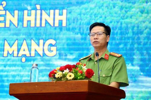 Hơn 100 tỷ đồng của người dân Cà Mau bị lừa qua mạng
