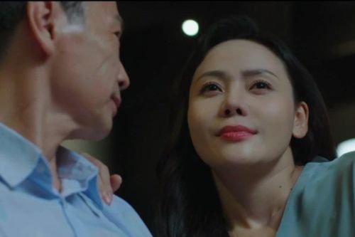 Nữ diễn viên kém 30 tuổi vào vai người tình của NSND Trung Anh