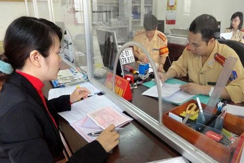 Tin vui cho người đăng ký biển số ô tô tại Hà Nội, TPHCM