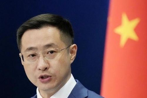 Ukraine dọa áp trừng phạt, Trung Quốc yêu cầu Kiev 'sửa sai ngay lập tức'
