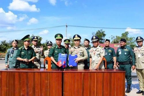 63 công dân Việt hồi hương từ Campuchia - Bài 1: Chạy trốn khỏi 'ổ' lừa đảo
