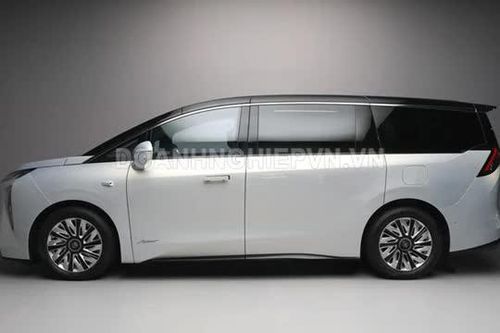 Xe MPV hạng sang công suất 445 mã lực, giá hơn 1,6 tỷ đồng, so kè cùng Toyota Alphard