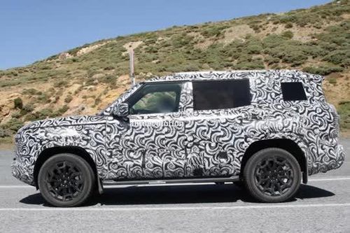 Mitsubishi Pajero thế hệ mới lộ diện: Thiết kế vuông vức, đậm chất địa hình, chuẩn bị ra mắt