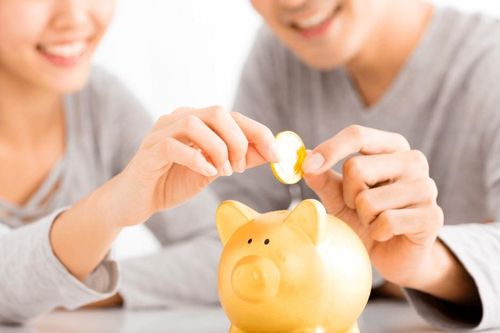 Vợ chồng tuổi 30 ở Hà Nội sở hữu nhà, ô tô, vàng, cho con học trường tốt nhờ tiết kiệm