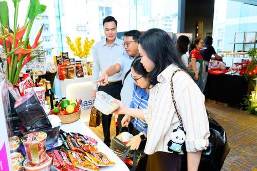 Xu hướng tiêu dùng Việt trước Tết 2026: Bài toán mới cho người bán hàng