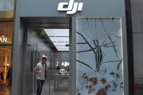Mỹ cấm máy bay không người lái từ Trung Quốc