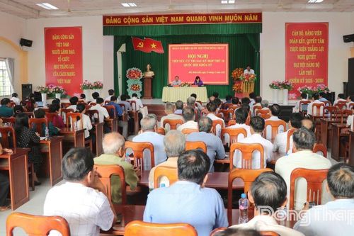 Đoàn Đại biểu Quốc hội tỉnh Đồng Tháp tiếp xúc cử tri xã Đốc Binh Kiều