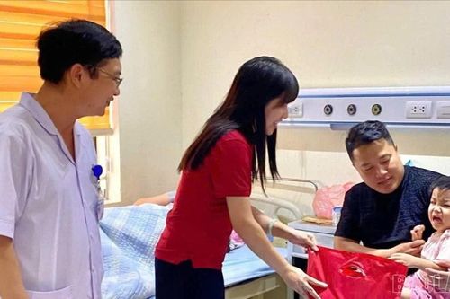 Bác sĩ tận tâm, bệnh nhân hạnh phúc
