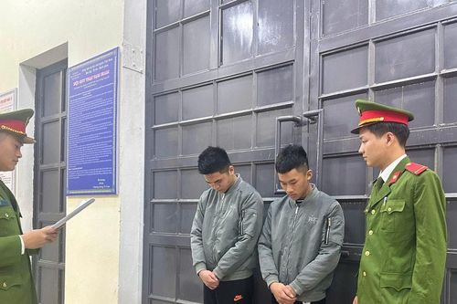 Hà Tĩnh khởi tố 2 đối tượng lừa đảo bán điện thoại qua mạng