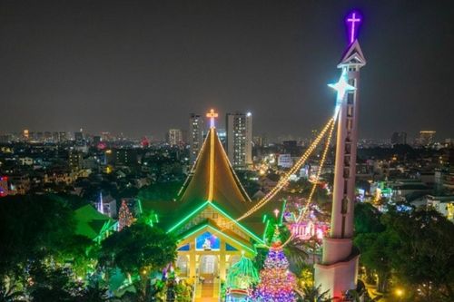 TPHCM: Khám phá 5 nhà thờ rực rỡ nhất mùa Giáng sinh 2025