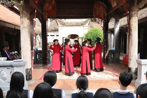 Trải nghiệm du lịch học đường - Giáo dục Di sản văn hóa Vùng Đất Tổ