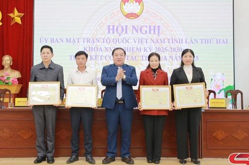 Ủy ban MTTQ Việt Nam tổng kết công tác thi đua năm 2025