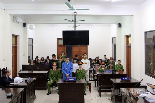 Lĩnh án tù vì hành vi lợi dụng mua trả góp làm khống hồ sơ vay
