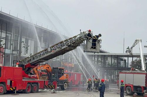 Tổng duyệt diễn tập phương án ứng phó thảm họa cháy lớn