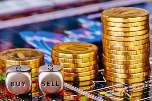 Phân hóa hiệu suất và dòng tiền tiếp tục chi phối thị trường quỹ đầu tư