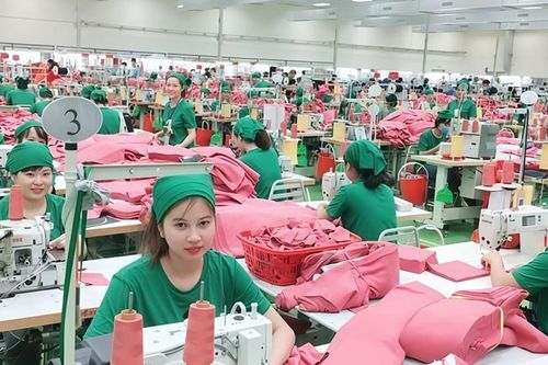 Chủ động bảo vệ người lao động nhờ thỏa ước lao động tập thể