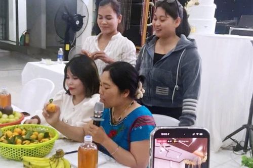 Giảm nghèo thông tin, tạo động lực phát triển