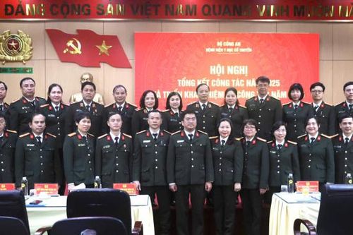 Phát huy thế mạnh y học cổ truyền, nâng cao chất lượng khám, chữa bệnh