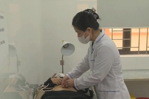 Hà Nội phân tuyến điều trị để giảm quá tải
